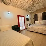 Koesem Guest house 3*