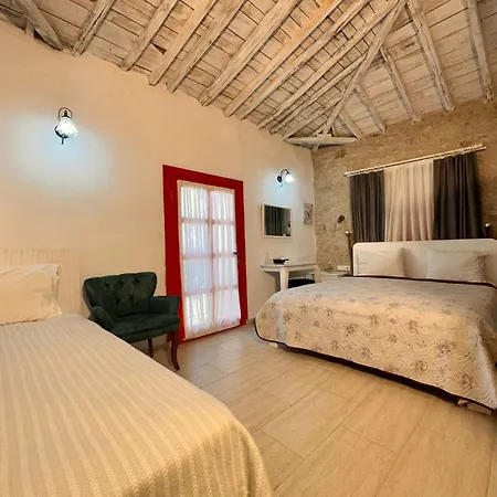 Koesem ゲストハウス